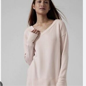 EUC coaster Luxe sweatshirt